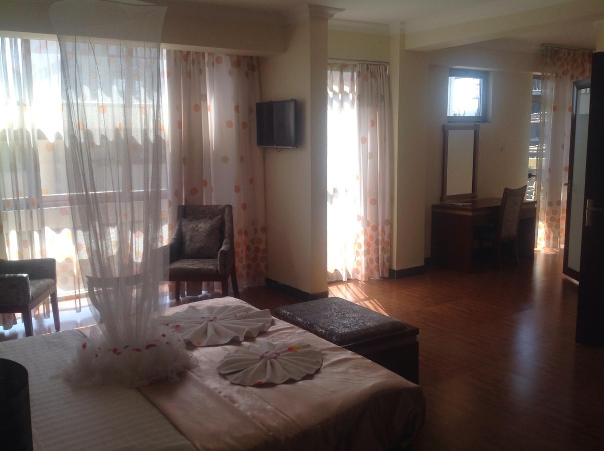 Palm Palace Hotel Bahir Dar Exterior foto
